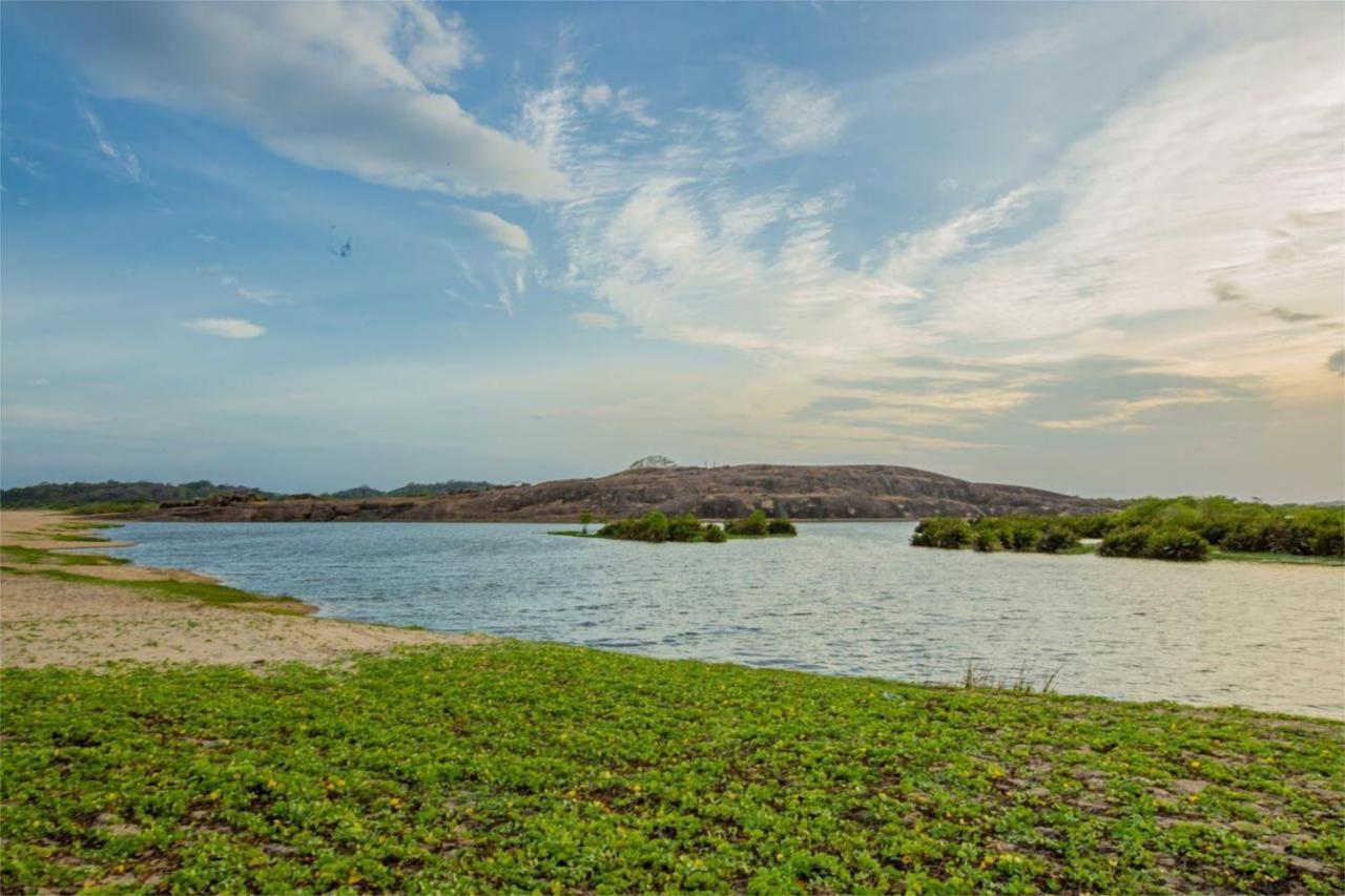 Nikara Nature Resort Arugam Bay Buitenkant foto
