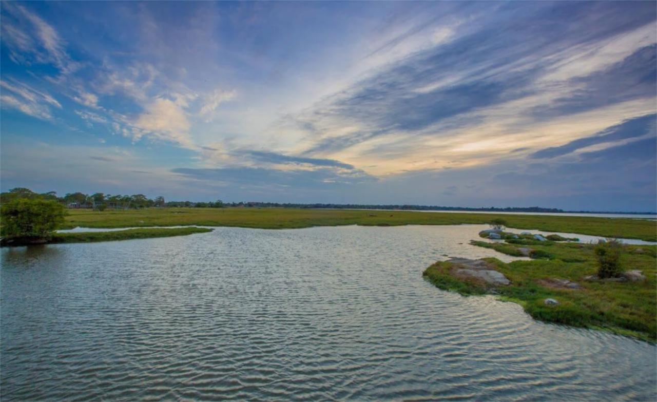 Nikara Nature Resort Arugam Bay Buitenkant foto